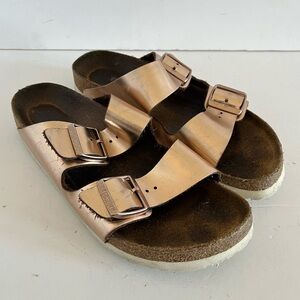 Birkenstock Women's Rose gold Arizona Soft Footbed Slide Sandals size 40 (US 9)